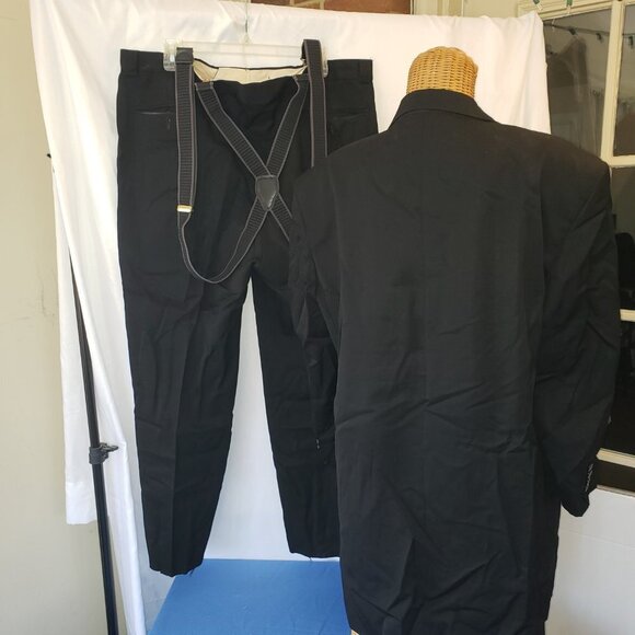 Bendetti Uomo Men's Black 2-Piece Suit with Suspenders, 38R - Picture 5 of 11